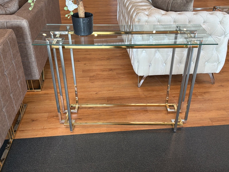 Sidobord med glasskiva