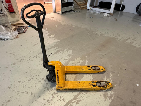 Palldragare Jungheinrich, kort, 2200kg