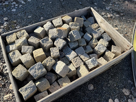 Parti med Gatsten, trädgårdssten, Natursten, ca 10 pall