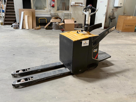 Palltruck CAT NPV20N2, 2 000 kg, batterier från 2025
