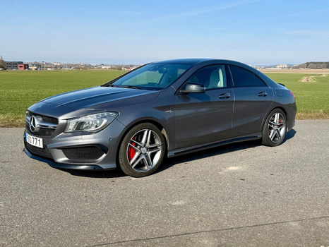 Mercedes-Benz CLA 45 AMG 4MATIC -2015 | 10 300 mil