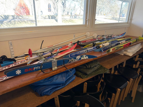 Längdskidor, 9 par, längd 88–150 cm