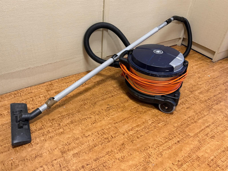 Dammsugare, Nilfisk VP930, 760 W