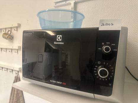 Mikrovågsugn, Electrolux, HeatWave Compact 800W