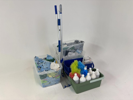 Parti med diverse städmaterial