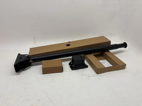 Teleskopsfäste TV-skärm Deltaco