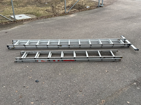 2 st utfällbara stegar Wibe