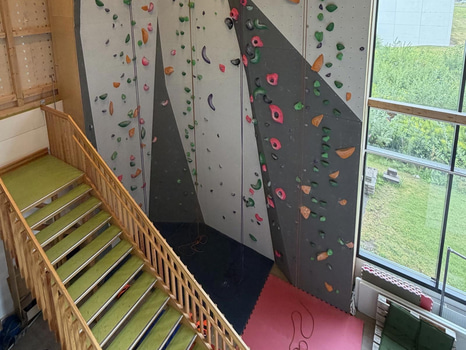 Klättervägg för repklättring, T-Wall, 10 meter