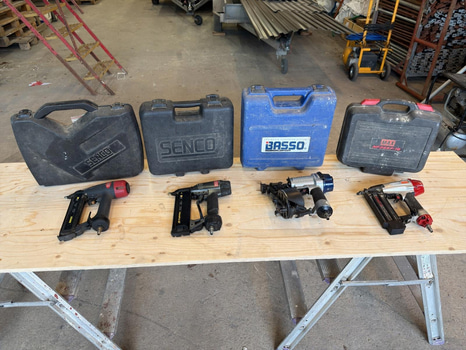 4 st spikpistoler