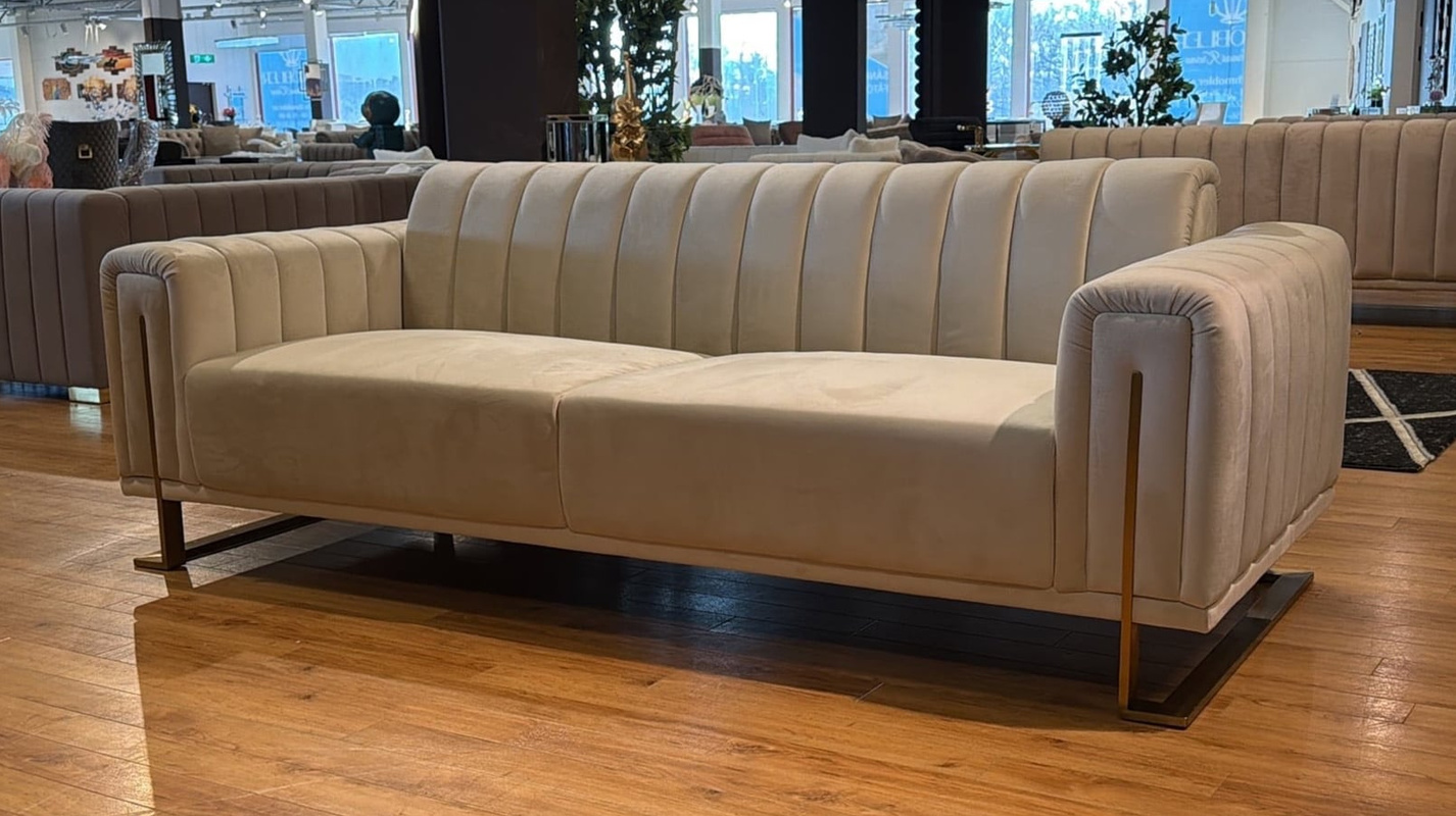 Nya, läckra möbler