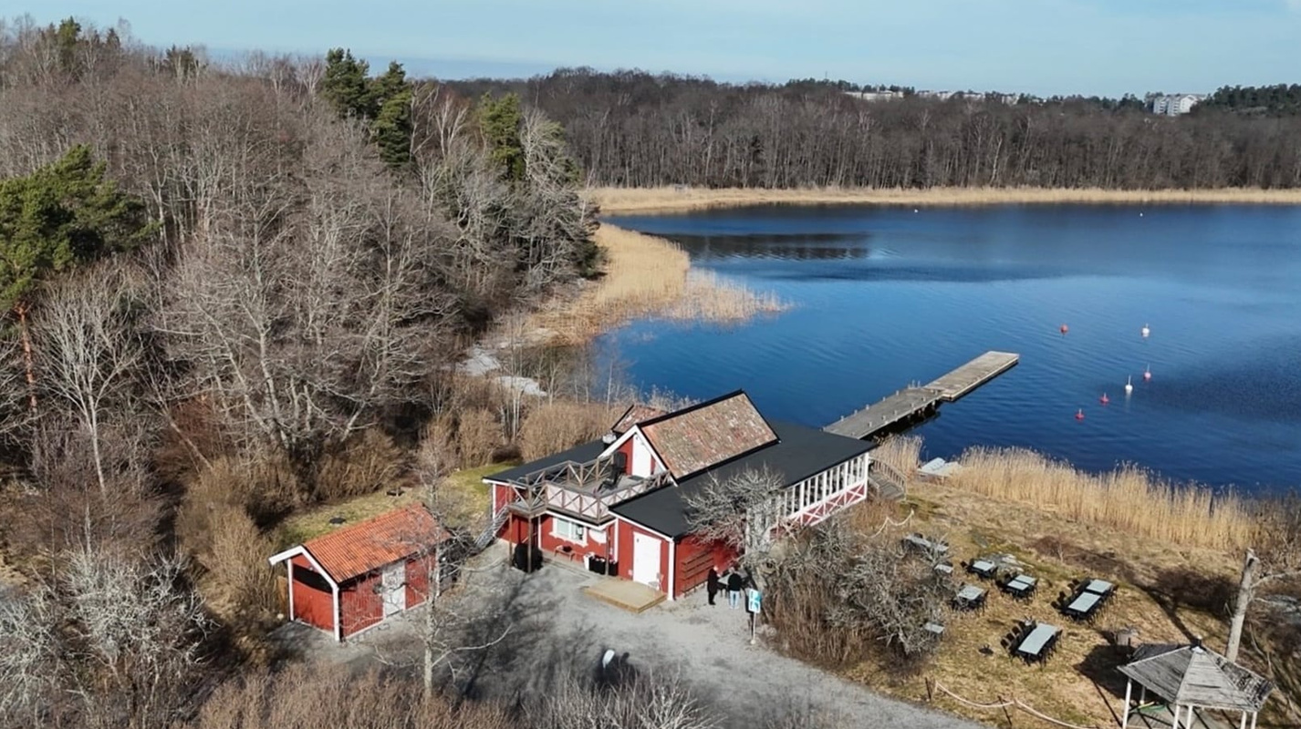 Komplett restaurang i skärgårdsmiljö