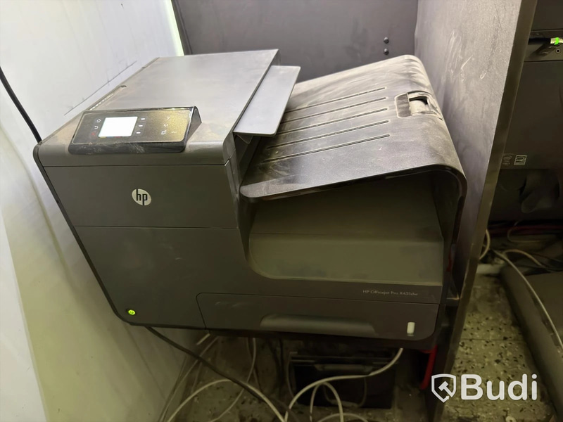 HP skrivare samt 27" skärm från BENQ